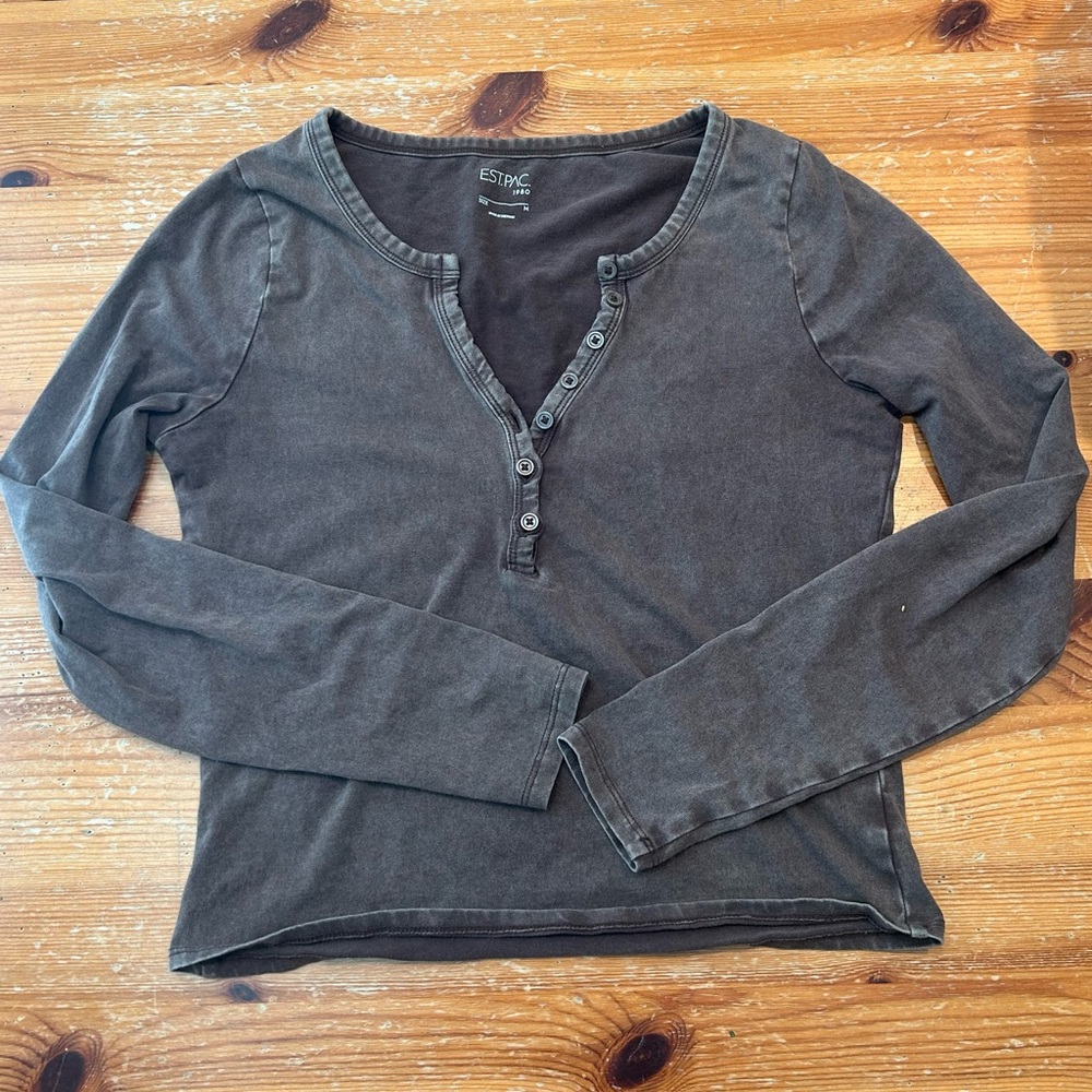 Pacsun 3/4 button up long sleeve shirt